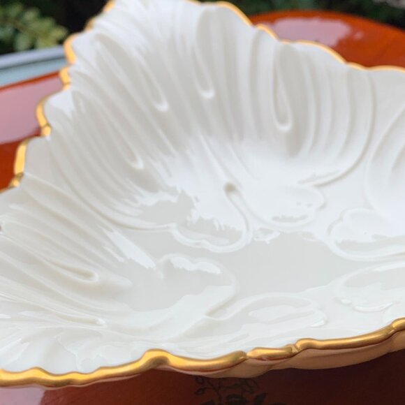 Vtg LENOX Triad Collectible Triangular Dish Trinket - Picture 3 of 11